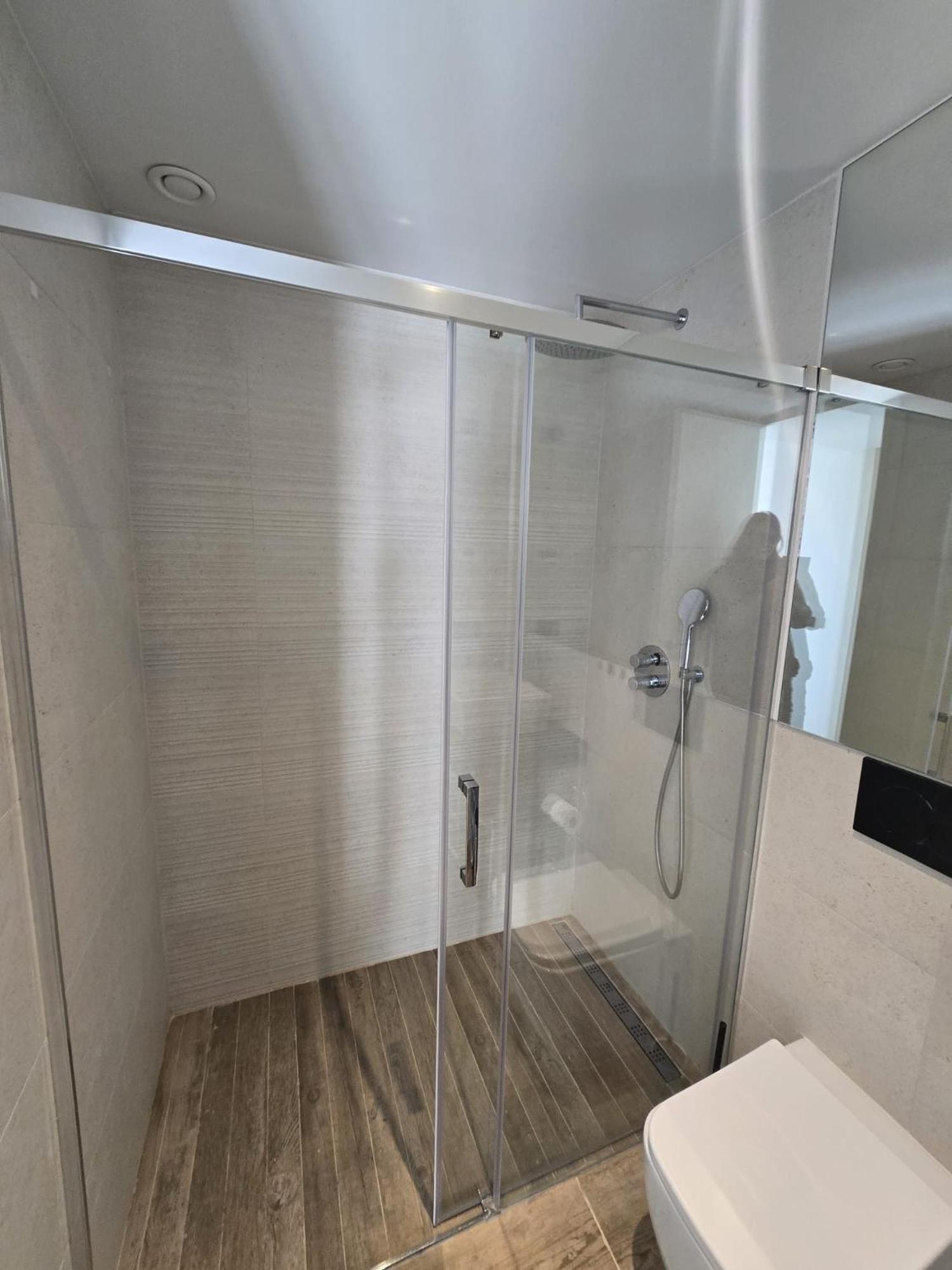 Nice 2 Bedroom Bali Apartment With Sea Views Torrevieja Extérieur photo