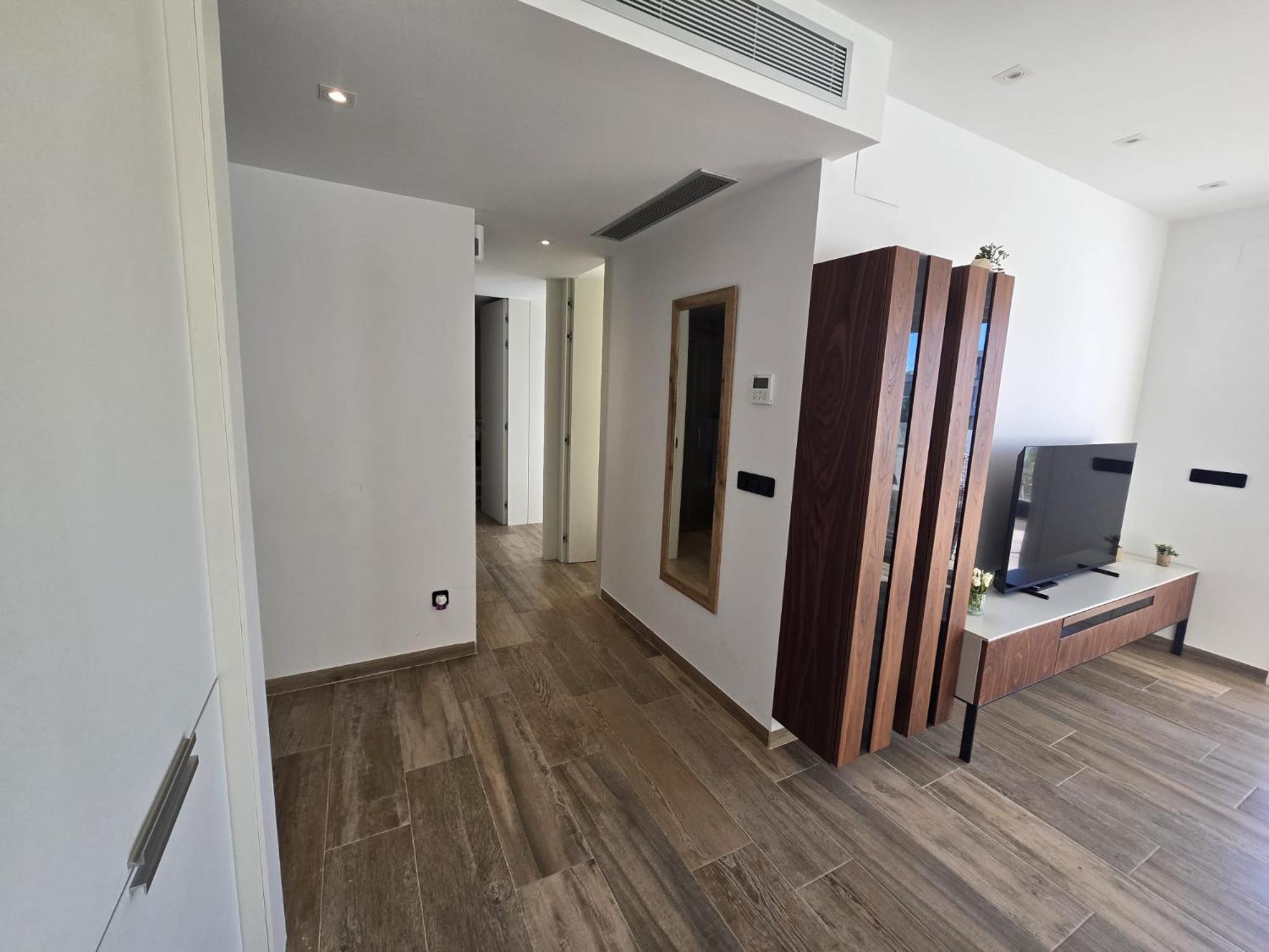 Nice 2 Bedroom Bali Apartment With Sea Views Torrevieja Extérieur photo